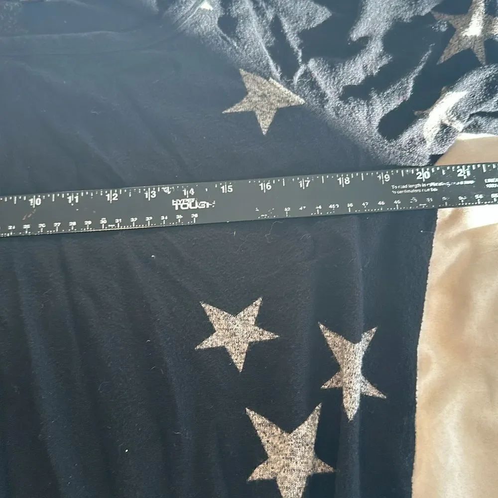 Buffalo Star Sweater - Picture 5 of 6